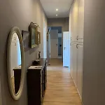 3 Bedroom Lux Center Vincent Apartment *
